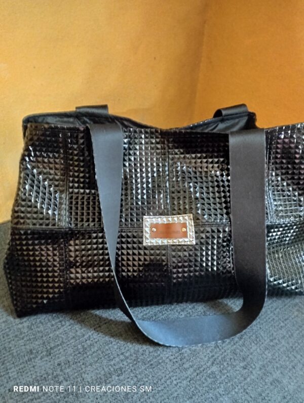 Tote gigante para viajes. - Image 12